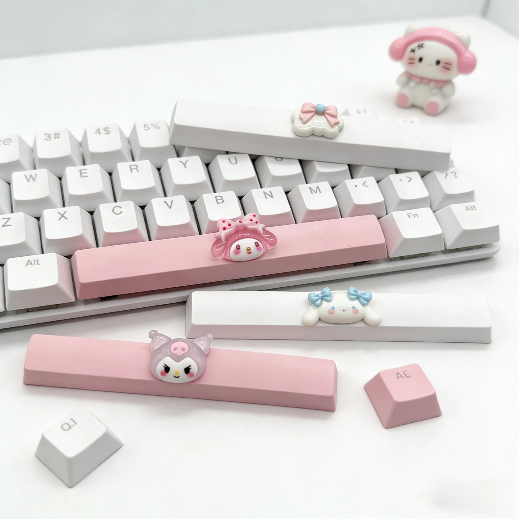 

DIY Cute Little Girl Keycap 6.25u Spacebar Keycap Mechanical Keyboard Birthday Keycap Gift Offer