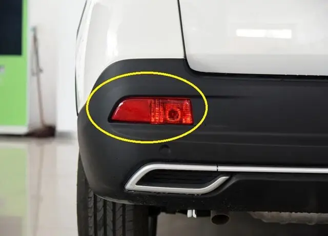 1pcs Left / right side Rear Bumper reflector fog light lamp for Chinese Brilliance V3 Auto car motor parts