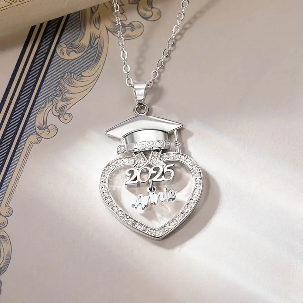 

Customized Name Necklace High Quality Zircon Heart-shaped Pendant 18K Gold-plated Stainless Steel Digital Nameplate Graduation