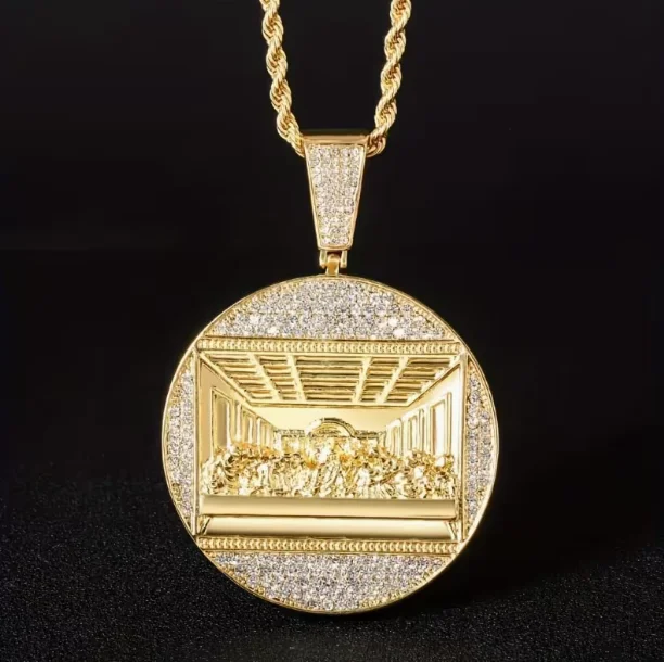One Last Supper pendant necklace in hip-hop punk style, a fashionable and dazzling design for both men and women