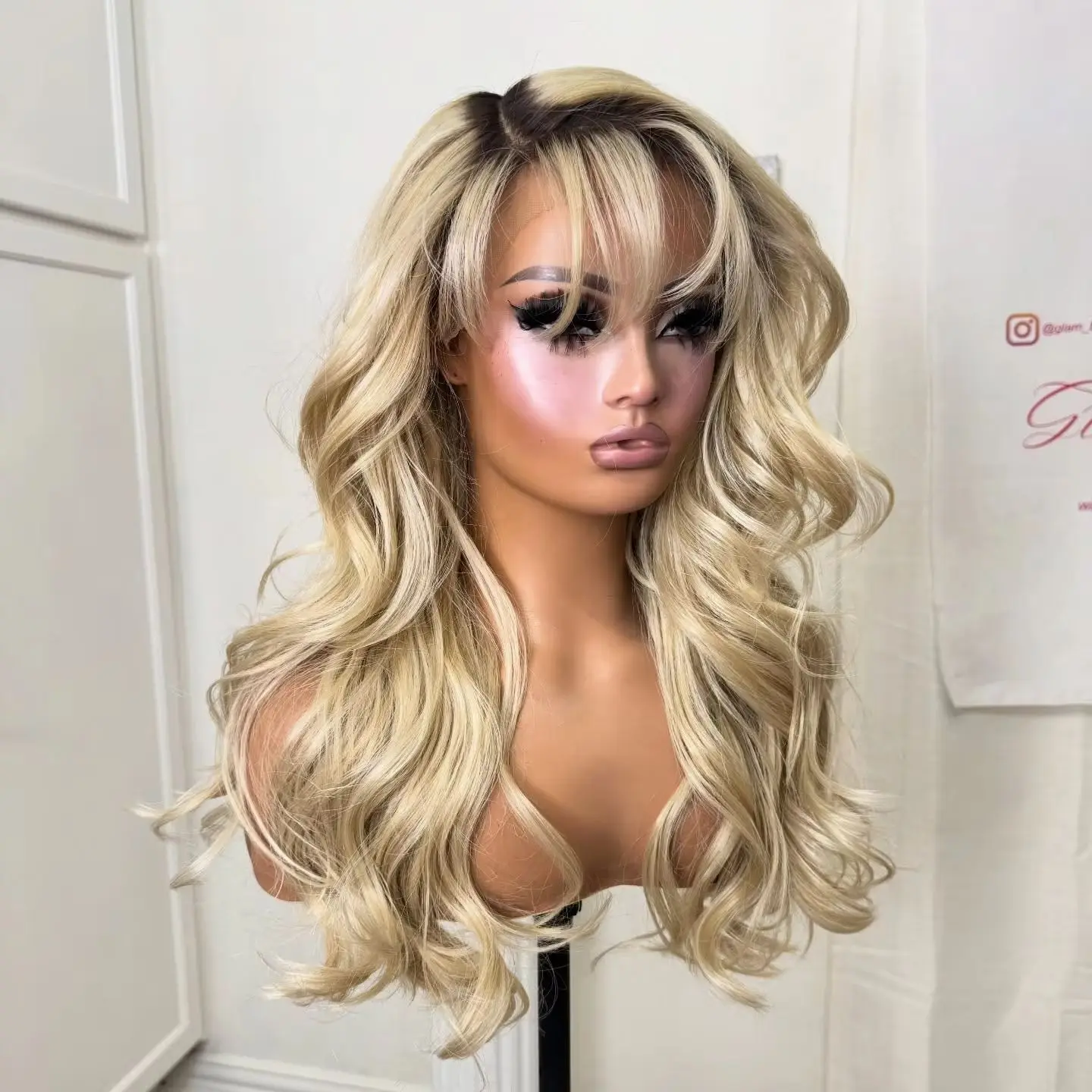 

Мягкий светло-русый парик омбре с челкой-шторкой, термостойкий, из синтетического волокна, для женщин, с естественным видом, предварительно прорисованной линией роста волос