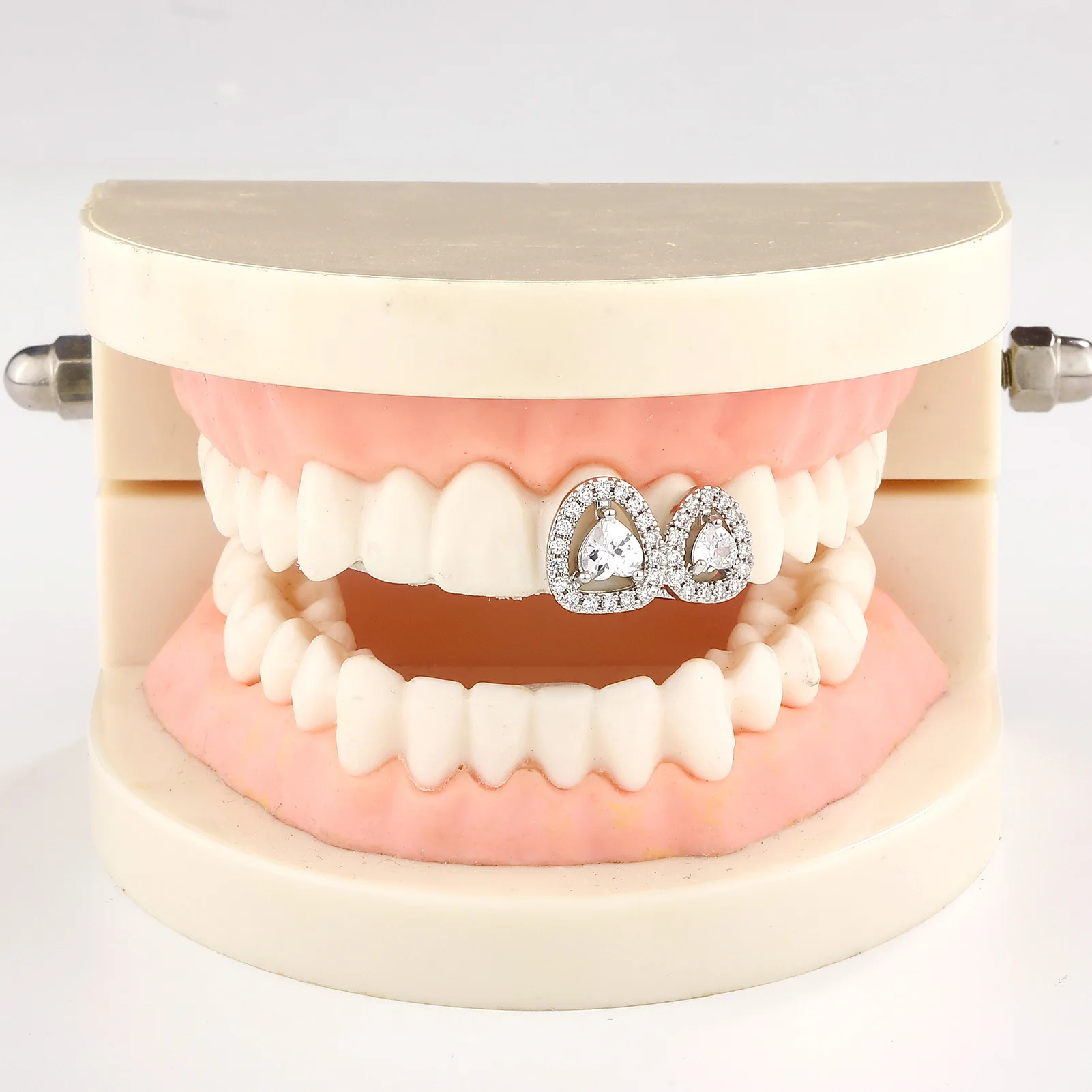 YOUNGX الهيب هوب مزدوجة الجوف القلب الزركون الأسنان Grillz خمر كامل تشيكوسلوفاكيا حجر الأسنان قبعات للنساء الرجال المجوهرات هدية تأثيري #4