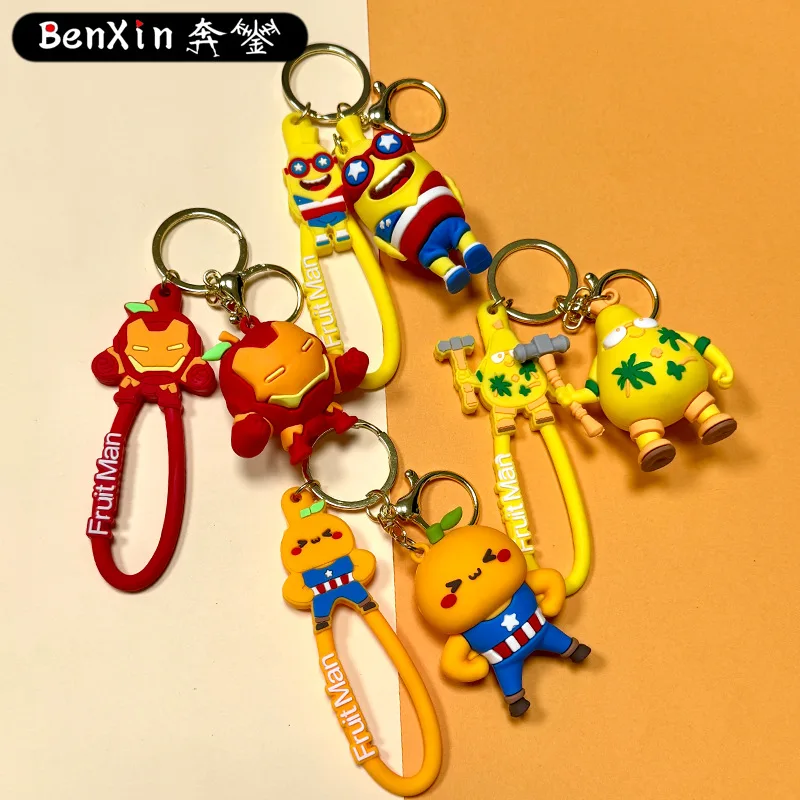 هدايا صغيرة رائعة وراقية من Miniso، فواكه كرتونية لطيفة، حقائب سلسلة مفاتيح المنتقم، المعلقات، هدايا صغيرة للسيارات للزوجين