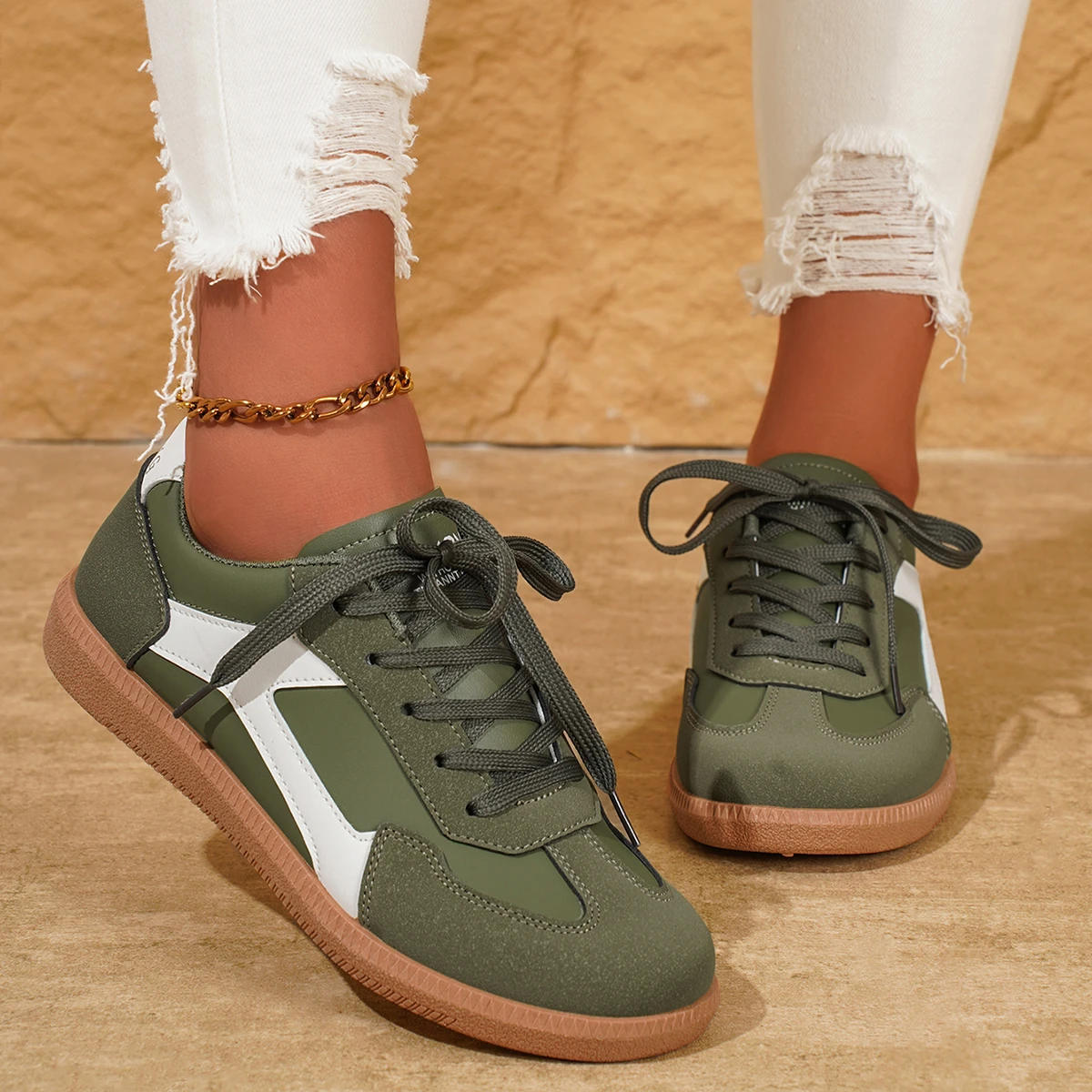 Rimocy Women's Contrast Color Flat Sneakers Fashion Soft Sole Lace Up Walking Shoes Woman Lightweight Comfort Low Top Sneakers