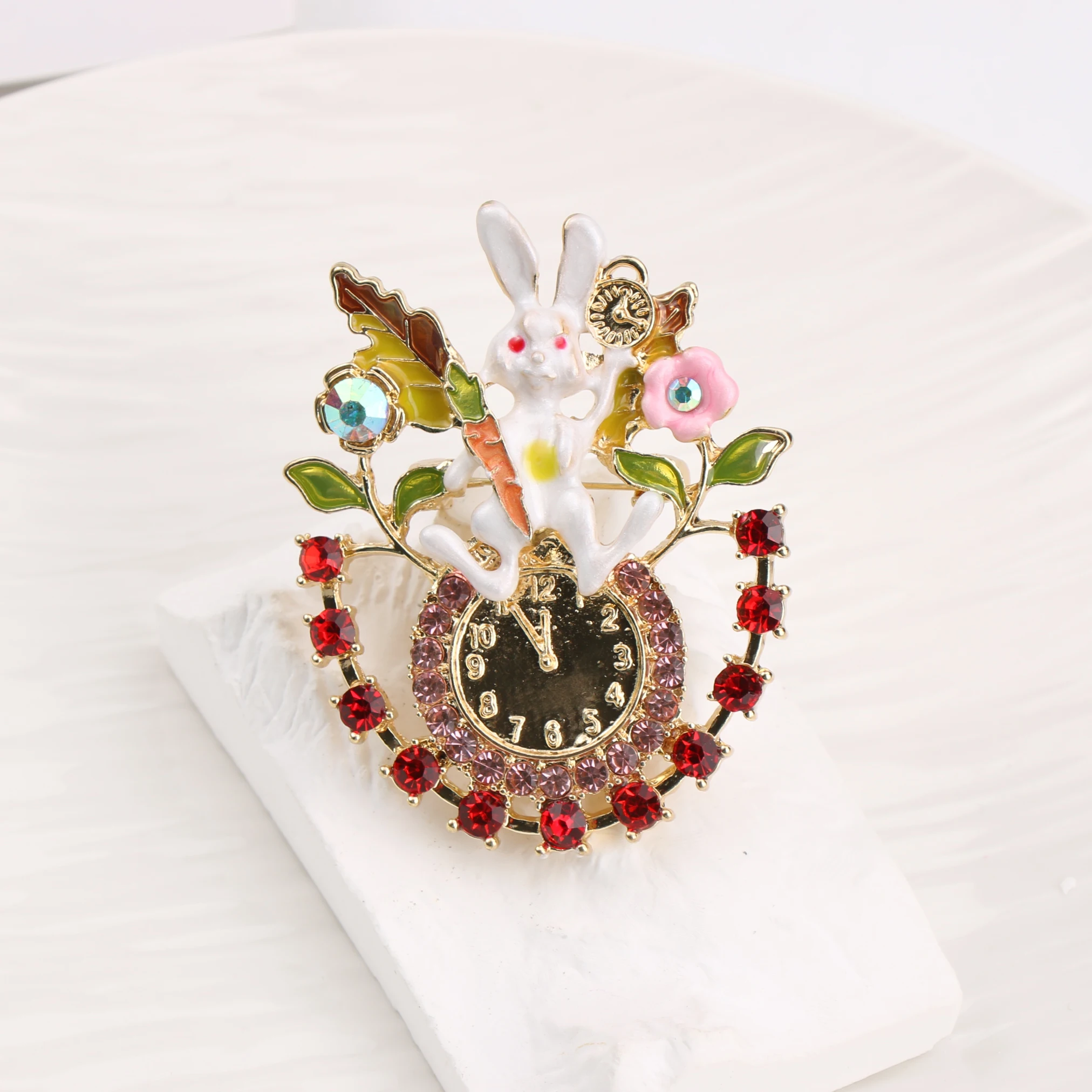 Retro Style Cute Simple Idyllic Dreamy Literary Rabbit Clock Brooch Large Animal Pin Women Luxury Corsage