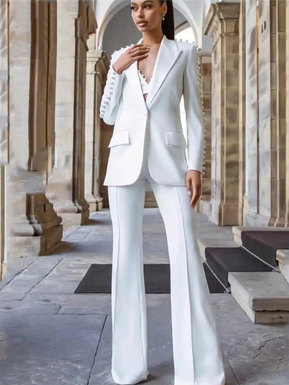 Luksusowe białe garnitury damskie Formal Party Beaded Prom Blazer Singel Breasted Jacket Pants 2-częściowa sukienka dla matki panny młodej wykonana na zamówienie