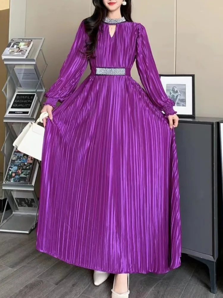 GVUW Fashion Luxury Pleated Dress For Women Beading O-neck Lantern Sleeve Elegant Evening Dresses Female 2024 Autumn New 17G1738