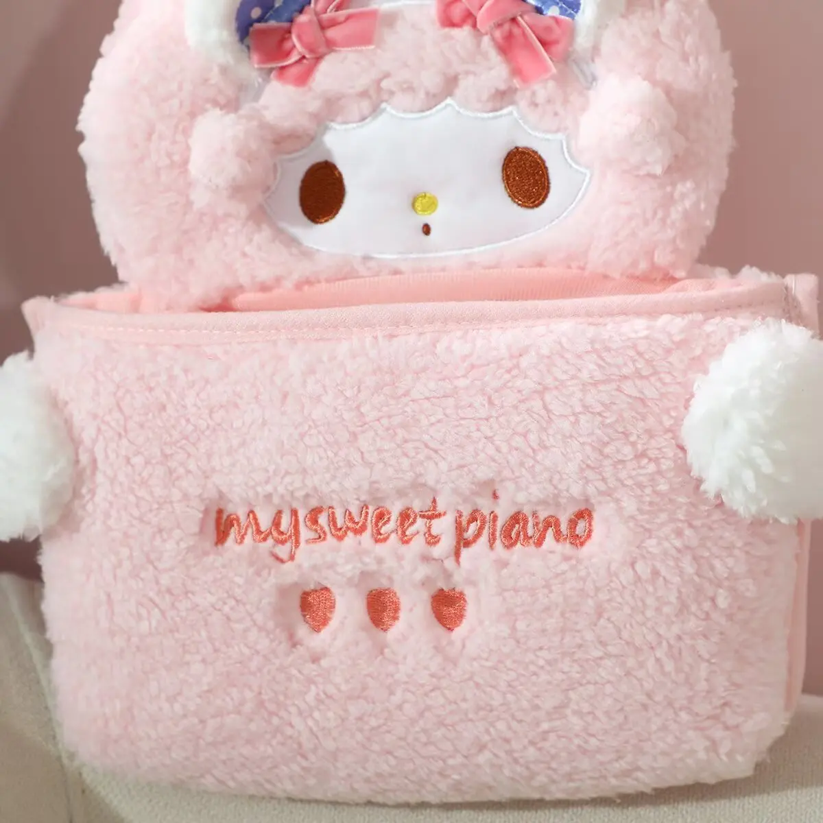 การ์ตูน My Melody กระเป๋าน่ารักอะนิเมะแขวนรถที่นั่งกลับกระเป๋าเปียโนหวานสไตล์ญี่ปุ่นรถอุปกรณ์เสริมสาว