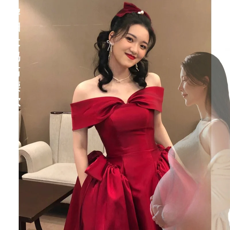 

Red Wedding Dr One oulder Satin Surface Bridal Gown for Women Size plus Princ Fing in Escape Ceremony Dr