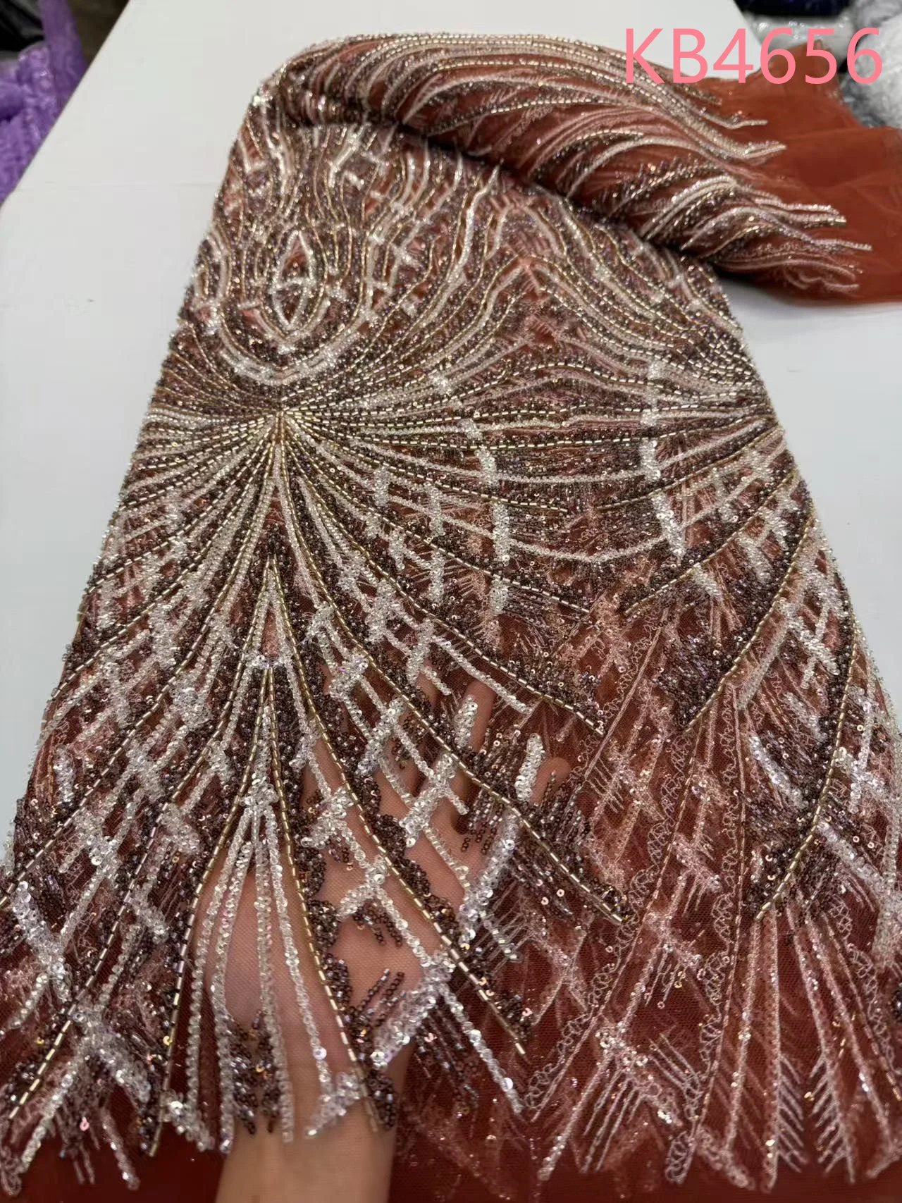 الفاخرة الخرز الدانتيل النسيج أحدث أقمشة الدانتيل جودة عالية 2025 الترتر تول الدانتيل النيجيري النسيج الدانتيل الترتر للخياطة KB4656