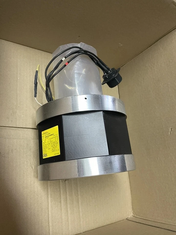 العلامة التجارية الجديدة واحدة A06B-0265-B605 # S000 A06B-0265-B000 A06B-0257-B430 A06B-0257-B111 A06B-0257-B100 ضمان جديد لمدة سنة واحدة