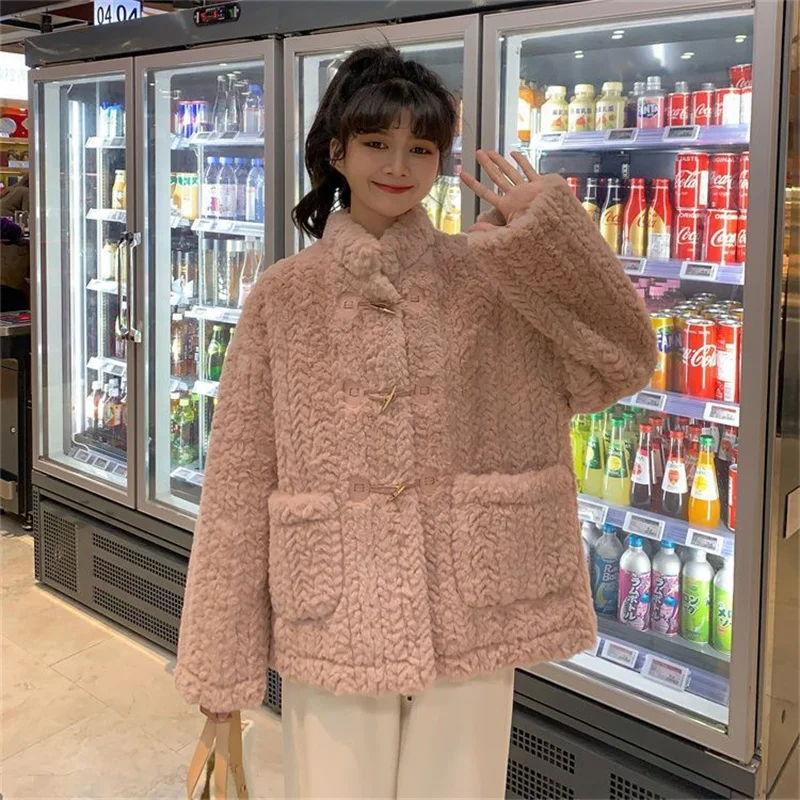 Lamb Hair Small Fragrant Style Coat for Women's Autumn Winter Thickened 2023 New Korean High Grade Cow Horn Button Cotton Coat