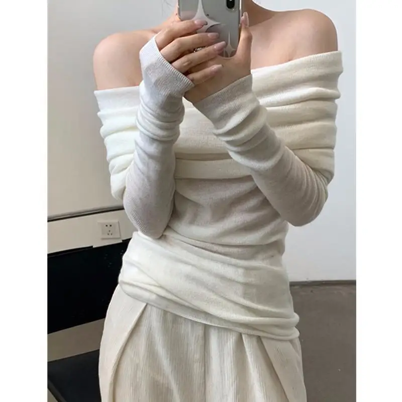 Large French Style Flat Shoulder Gentle Knitted Top for Women with a Slim and Slimming Design Long Sleeved Sweater with Exposed