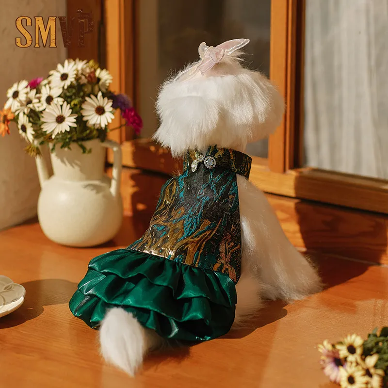 Vintage Green Gold Jacquard Pet Halter Princess Dress Satin Multi-Layer Ruffle Hem Thin Summer One-Piece Dress for Pets Dresses