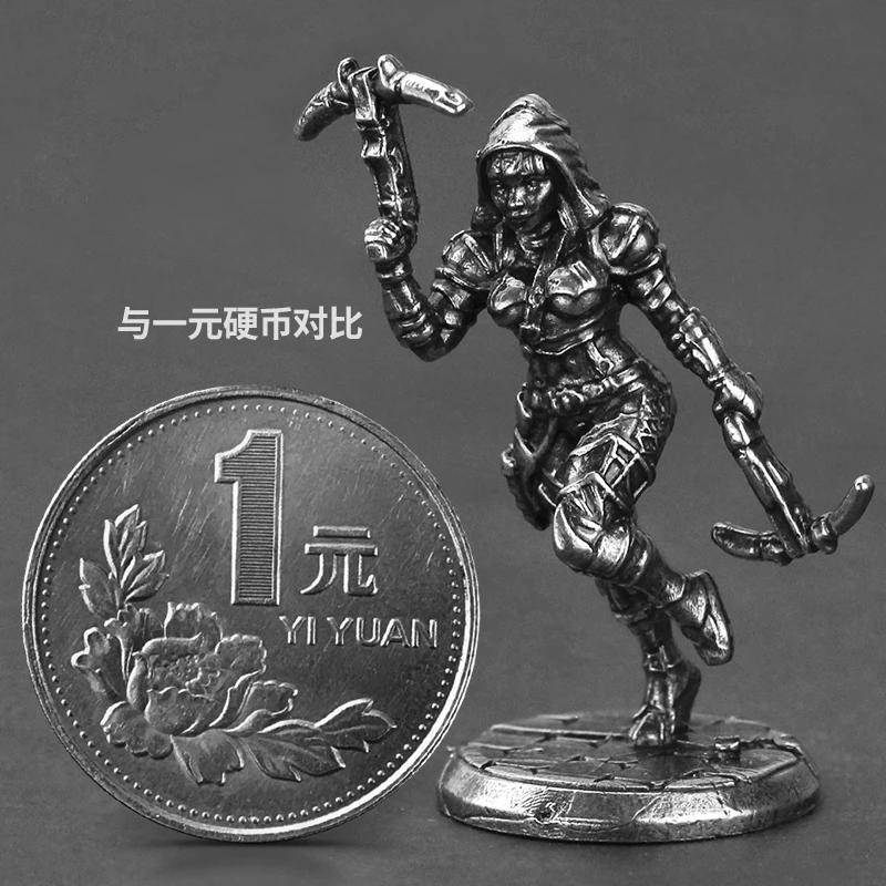 Metalowy żeński żołnierz wojskowy Zabawki Gra planszowa Miniaturowa ozdoba Akcesoria Model Figurki akcji Figurka wnętrza samochodu