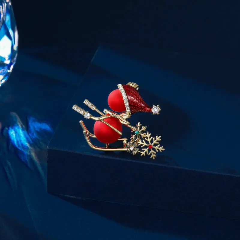 New, niche and design-sense Christmas festive accessory brooch, Christmas gift pearl snowman brooch