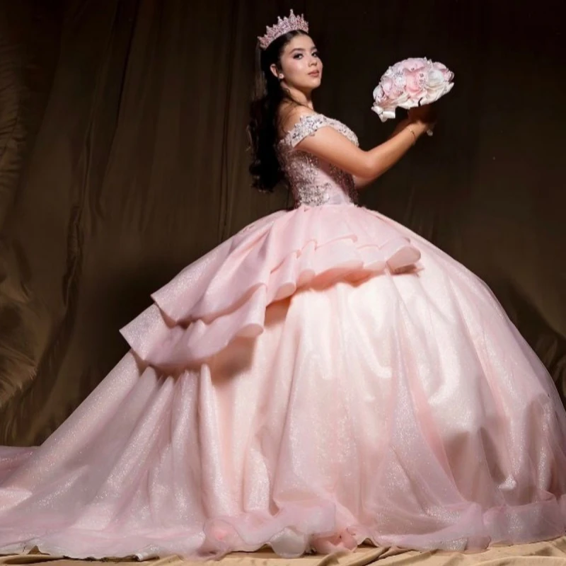 

Розовые блестящие платья для Quinceanera с бисером и кристаллами, корсетом, тюлем, в стиле принцессы, с открытыми плечами, для Sweet 16, Vestidos 15 De Anos
