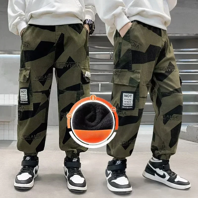 Boys' Pants Spring and Autumn New Children's Autumn and Winter Fried Street plush pants Trendy camouflage overalls