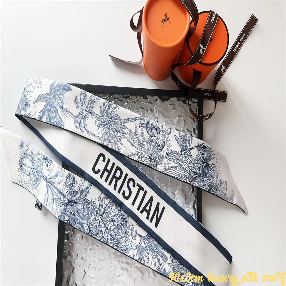 Four Seasons Fashion Scarf Decorative Printed Bandana Bag Wrap Soft Lightweight Multipurpose Accessory Bags Luxury Clothes Women