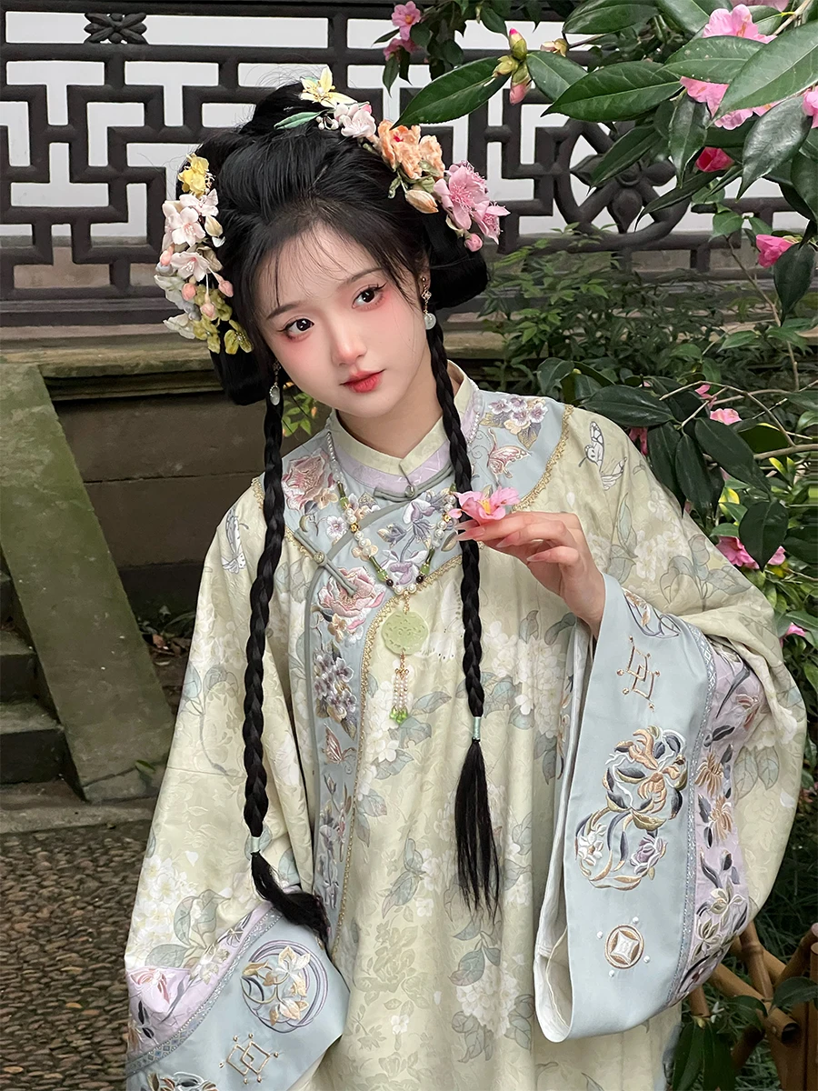 

Chuan Dai Time Traced Embroidered Heavy Work Women's Top Chinese Sle Mid-Length Loose Fit Polyester Fiber