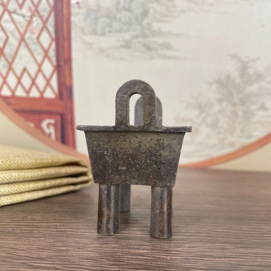 Square tripod incense burner copper alloy tripod incense burner incense burner household quadruped ears.