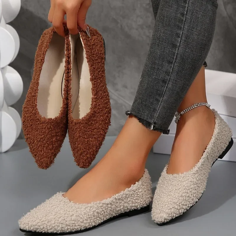 

New Fashion Toe Wool Ballet Flats Woman Concise Warm Plush Ladies Brand Design Fluffy Mary Jane Shoes Spring Plus Size 41 42 43