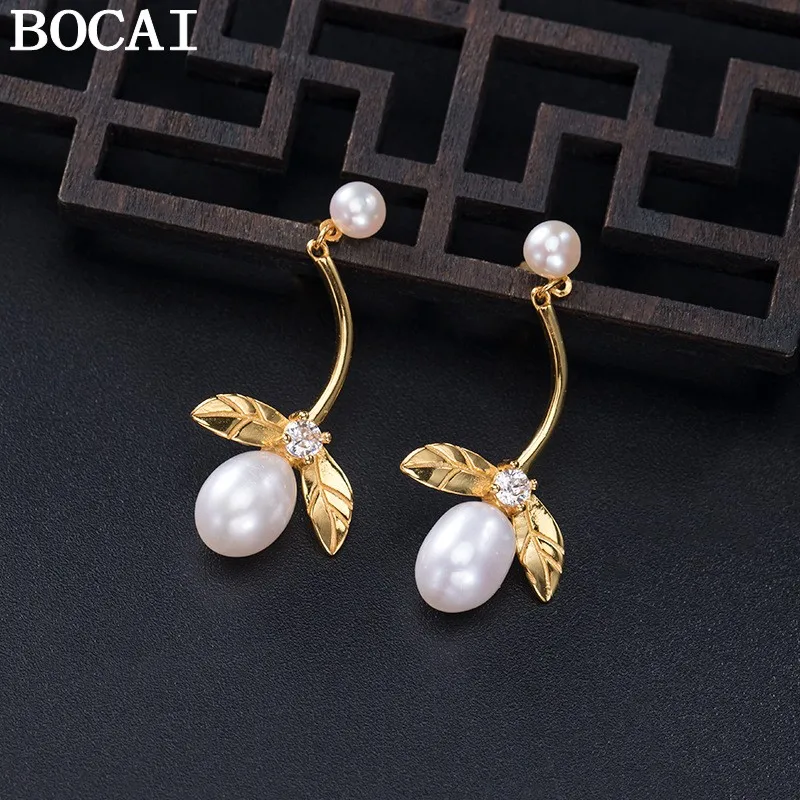 

BOCAI S925 Silver Fashionable And Simple Freshwater Pearl Gold-plated Short Leaf Design Earrings