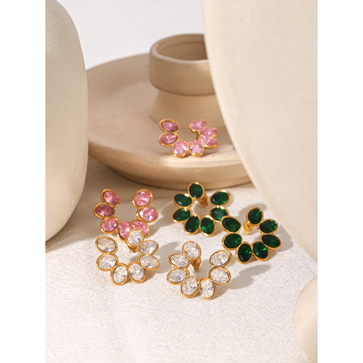 Zircon Flower Shaped PVD Gold Plated Stud Earrings Stainless steel Women's Earrings Waterproof Non Tarnish Jewelry Gift