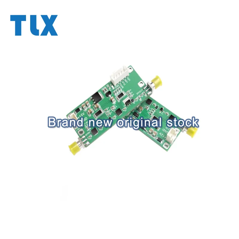 40dB programmable RF variable gain integrated broadband amplifier 3G bandwidth 18dBm compression point 0.25dB