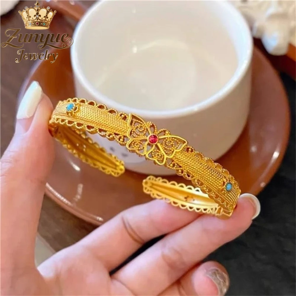 

Sand Gold Flower Silk Butterfly Hollowed-Out Bracelet Luxury Quality Jewelry Fashion Jewelry Exquisite Charms Popular Elegant
