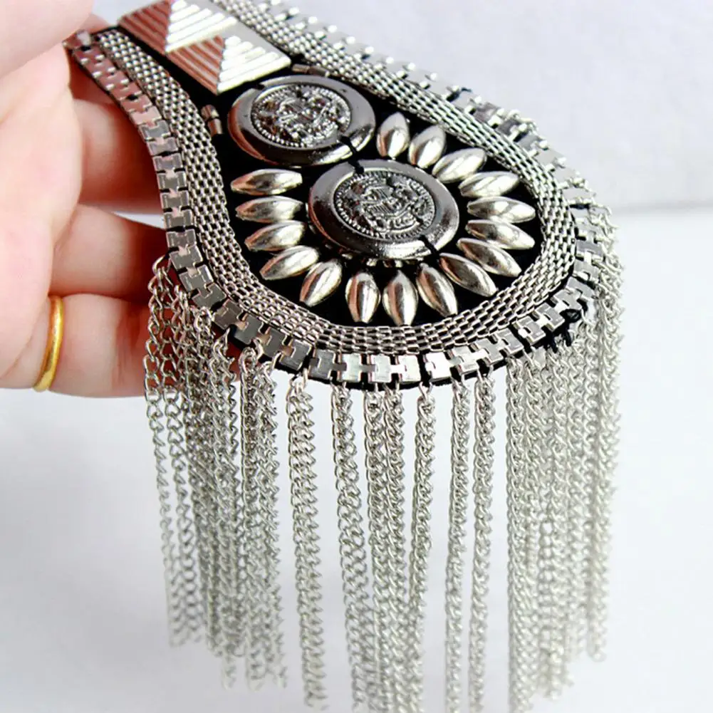 Shoulder Brooch Long Tassel Chain Punk Jewelry Lightweight Brooch Pin Men Women Epaulette Shoulder Jewelry Clothes Decor