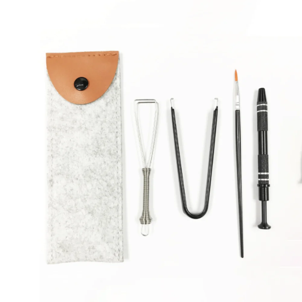 

4/6pcs Professional Keyboard Cleaning Tool Kit Household with Storage Bag Keycap Puller Mini DIY Keyboard Disassembly Tool