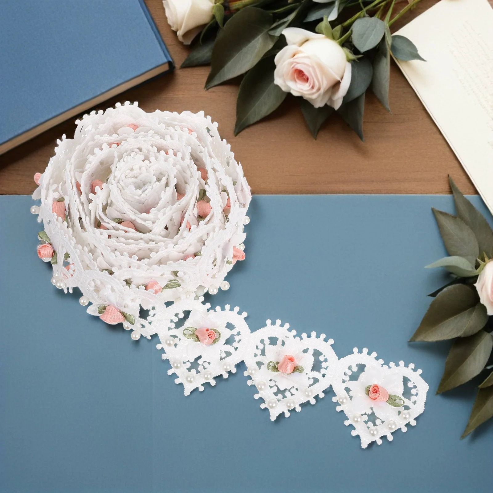 

3 Yards Heart Pearl Lace Trim Ribbon Elegant Vintage Imitation Pearl Flower Design for Bridal Dress Party Outfit DIY