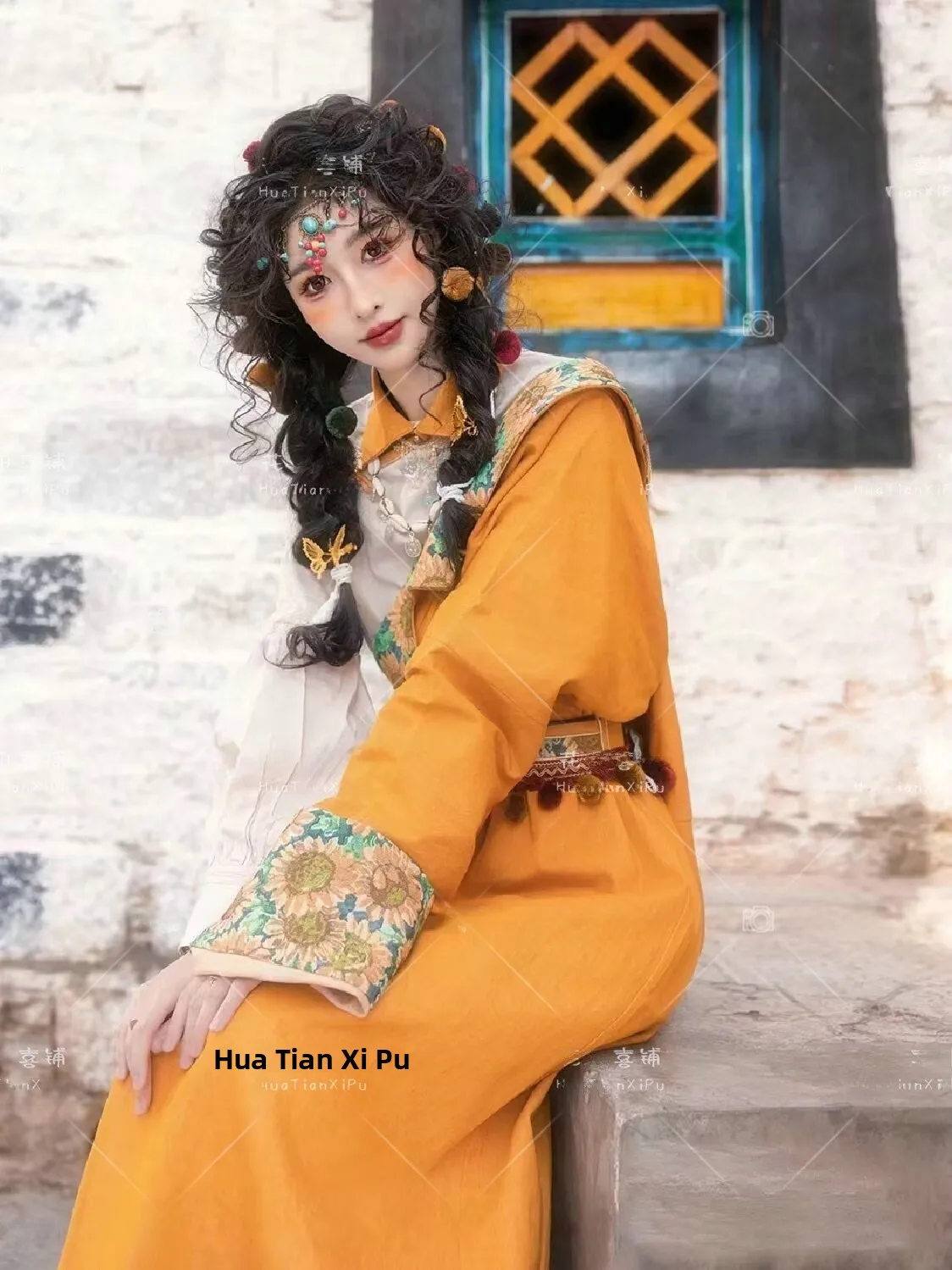 

Autumn Winter Women's Tibetan Costume Yellow Improved Ethnic Style Photography Clothes Traditional Tibetan Dress