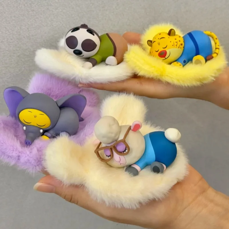 

В наличии Zootopia 2 Nick Judy Lie Down To Rest With Mat Series Blind Box Игрушка Тайна Коллекционный Подарок Для Фестиваля Модные Игрушки