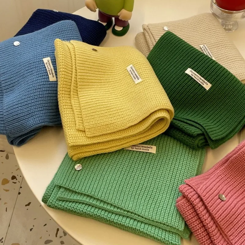 

Korean Chic Solid Wool Blended Knitted Scarf Men Women Fall Winter Shell Button Decorate Thick Couple Scarfves Thermal Muffler