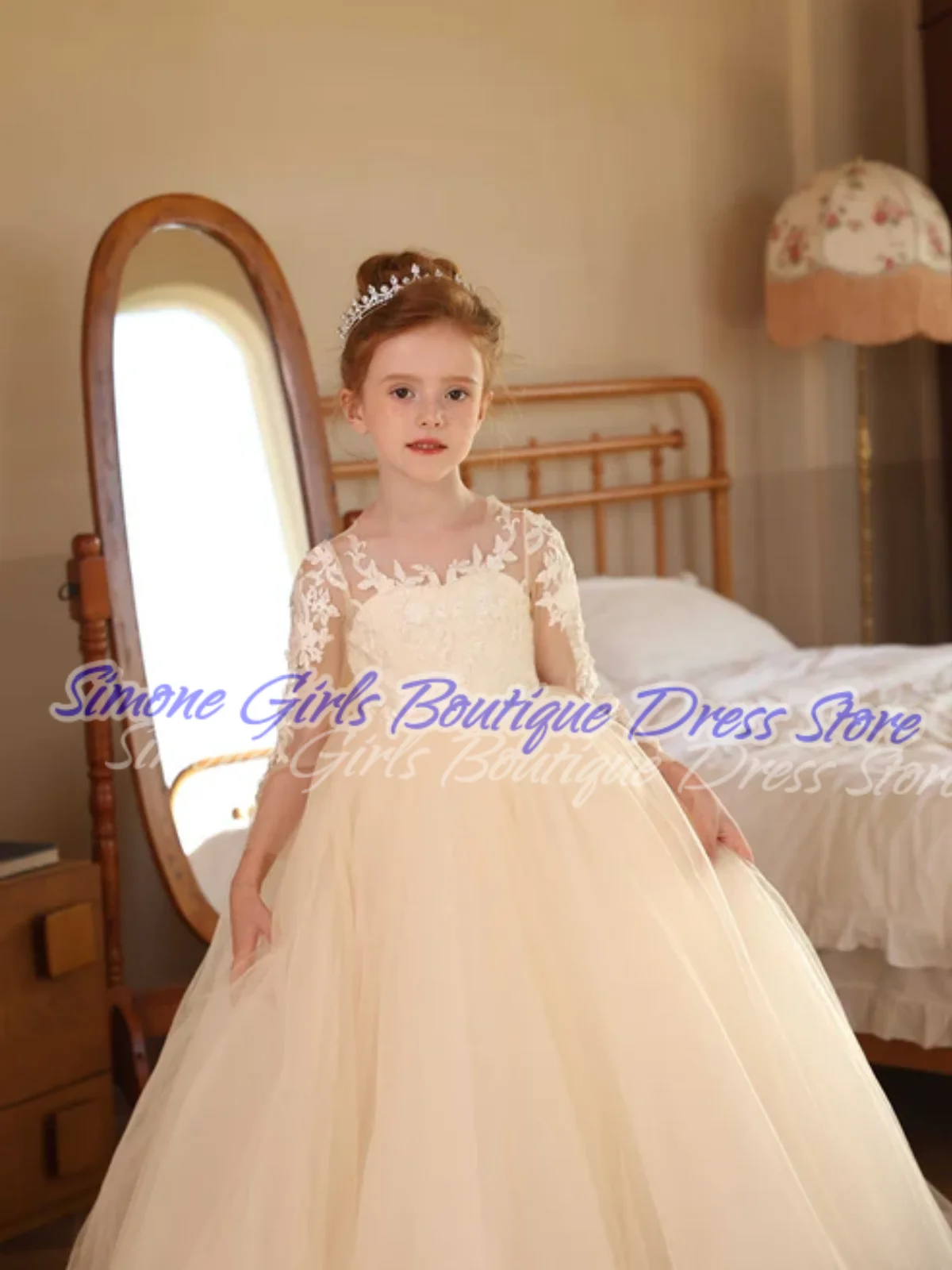 

fluffy sweet Long sleeves Princess dress Bow tern design Lace Flower Girl Dresses for banquet Birthday party Photo Shoots