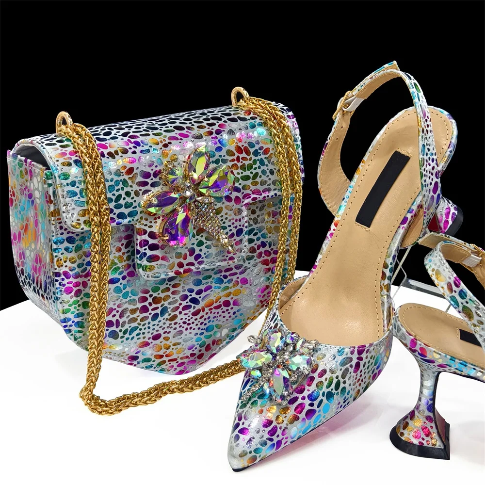 Conjunto de zapatos y Bolsa italianos elegantes decorados con diamantes de imitación para mujer, zapatos de tacón de lujo para verano y bolso para fiesta de noche