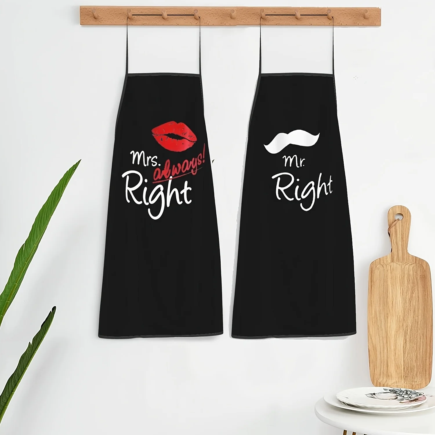 2pcs Mr Right Mrs Always Right Apron Set Waterproof Polyester Couple Kitchen Gift