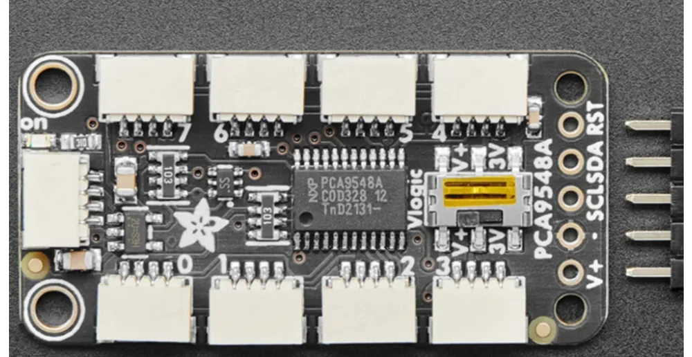 5626 PCA9548 8-Channel Multiplexer STEMMA QT/Qwiic I2C Interface T-Shape for Easy Circuit Connection