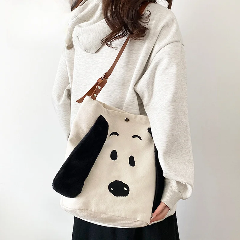 Snoopy płócienna torba na ramię urocze Cartoon torby Crossbody o dużej pojemności damskie modne torba na zakupy damskie torebki z uchwytem w stylu