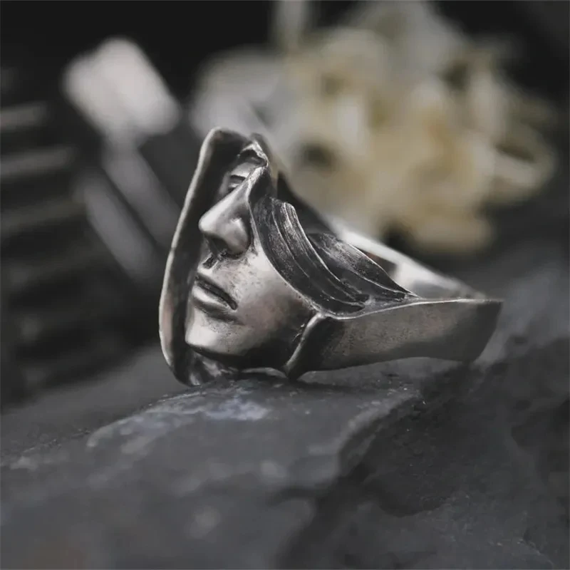 Europe and America Retro Silver Color War Damaged Human Face Ring Men's High End Party Hip-hop Rock Cape Shape Ring Jewelry