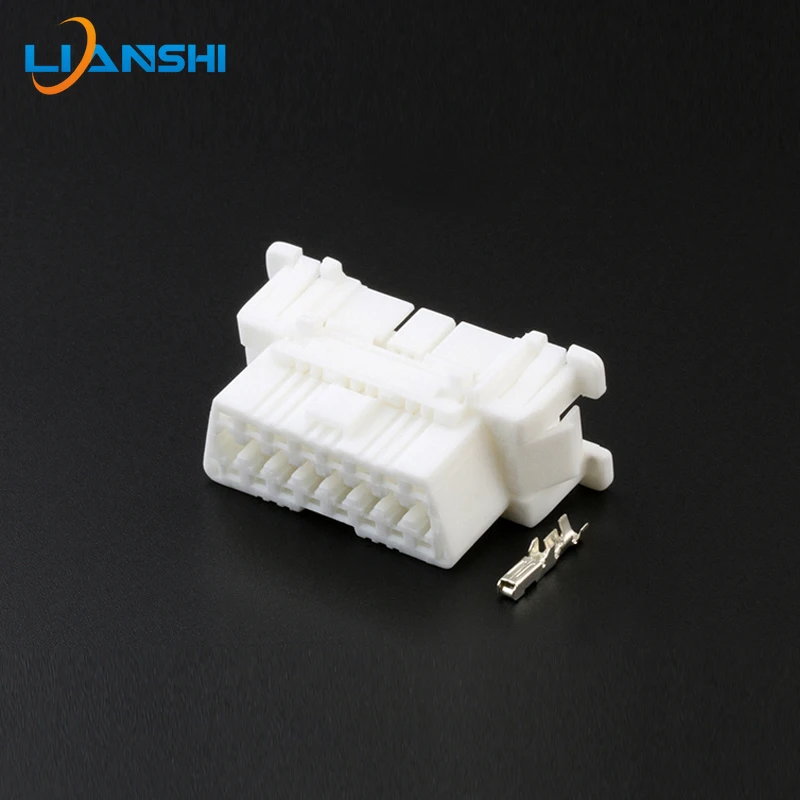 

Applicable to automotive diagnostic seat OBD interface plug 16 holes connecting plug rubber shell sheath with terminal 179631-1
