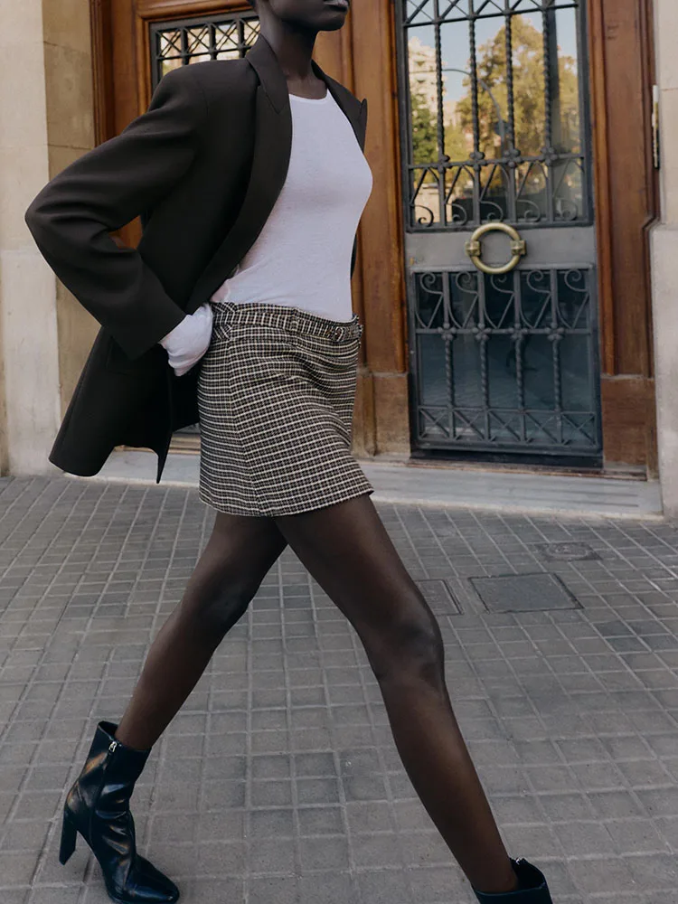 High-End Women's Winter Cheered Skirt-Pant with Belt New Arrival 2025 Ele Faionable Ethnic Stage Costume