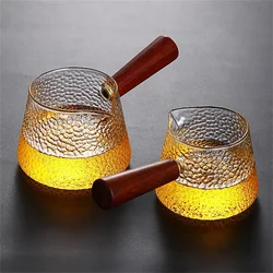 Creative Heat Resistant Hammer Pattern Glass Side Wooden Handle Tea Dispenser Fair Cup Kungfu Tea Set Teapot Tea Maker