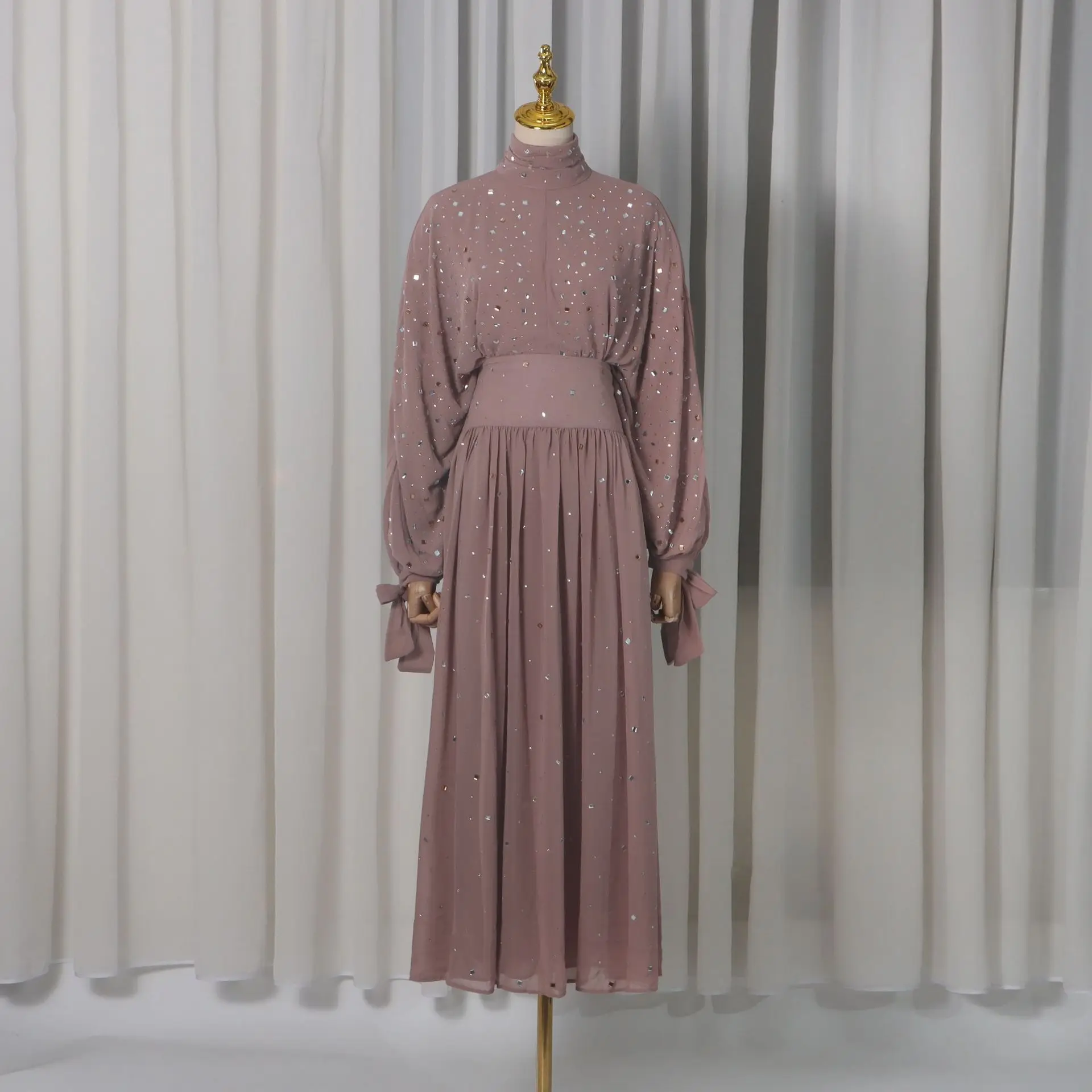 Muslim Women Two Piece Sets Skirt Set Full Sleeve Tops Hot Drilling Long Skirts A Line Elastic Waist Elegant Islan 2026 Spring