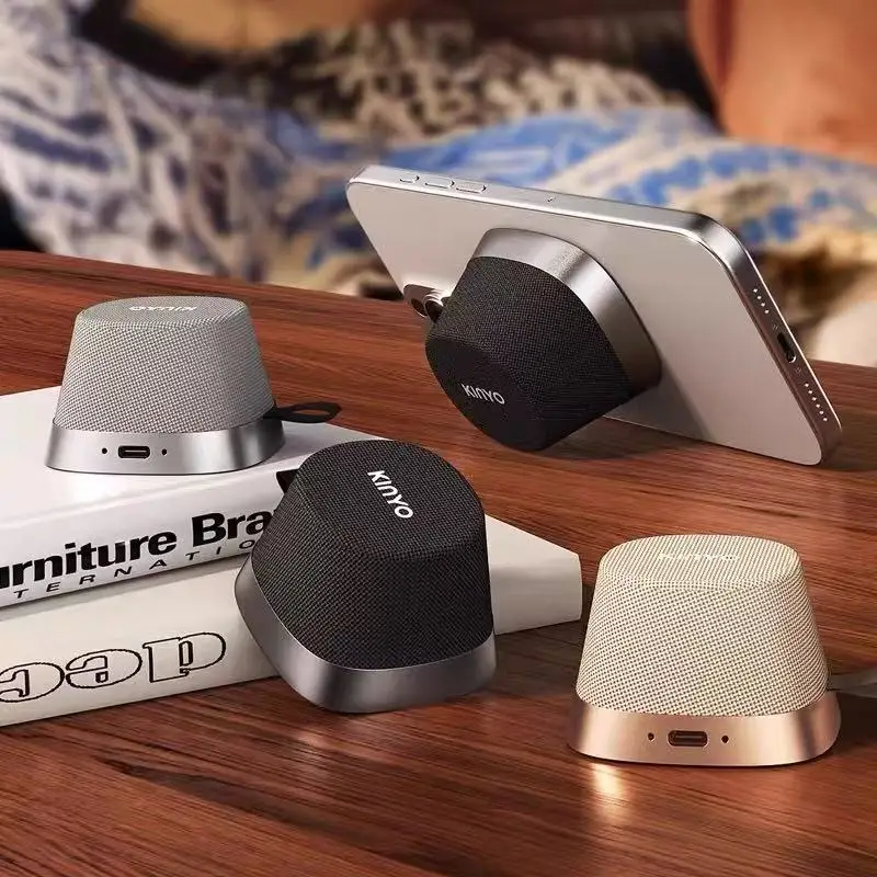 

Мини-колонки F3 7W Bluetooth 5.4 360° ° Водонепроницаемая магнитная подставка для телефона с объемным звуком IPX6 TWS для душа и путешествий