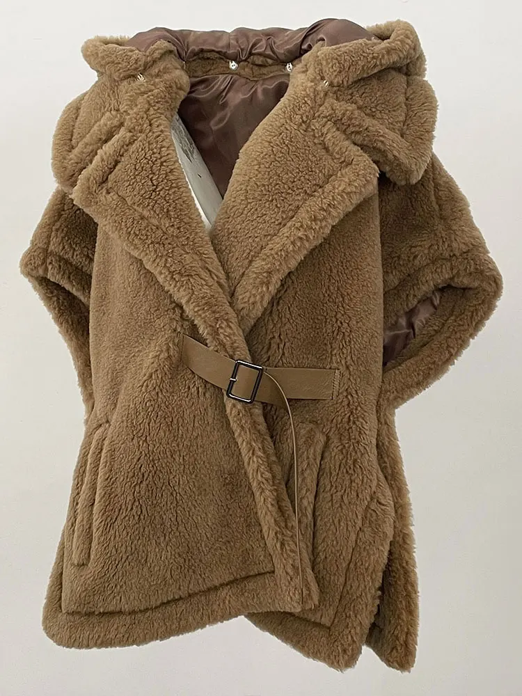 سيدة الخريف جديد الألبكة جاكيت بلا إكمام الإناث الفراء الحقيقي سترة المرأة الشارع الشهير مقنعين سميكة الدافئة المعتاد الصوف صدرية