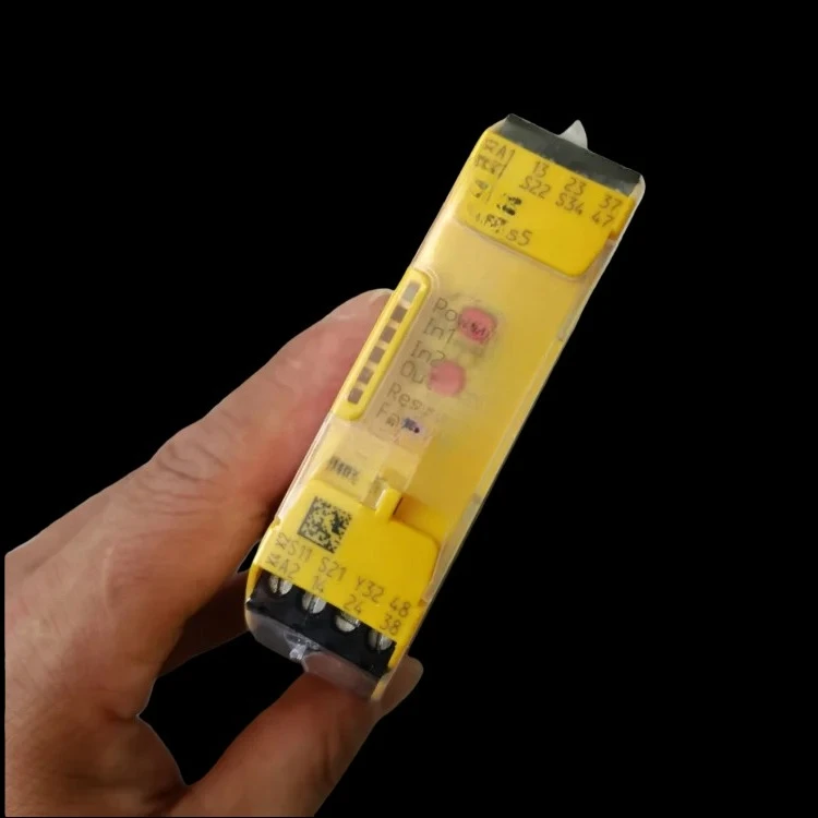Gold SellerPNOZ S5 C 24VDC 2 N/o Safety Relay 751105 750105 750135 751105 751185 751135 PNOZ S9 750109 751109 751189 751909
