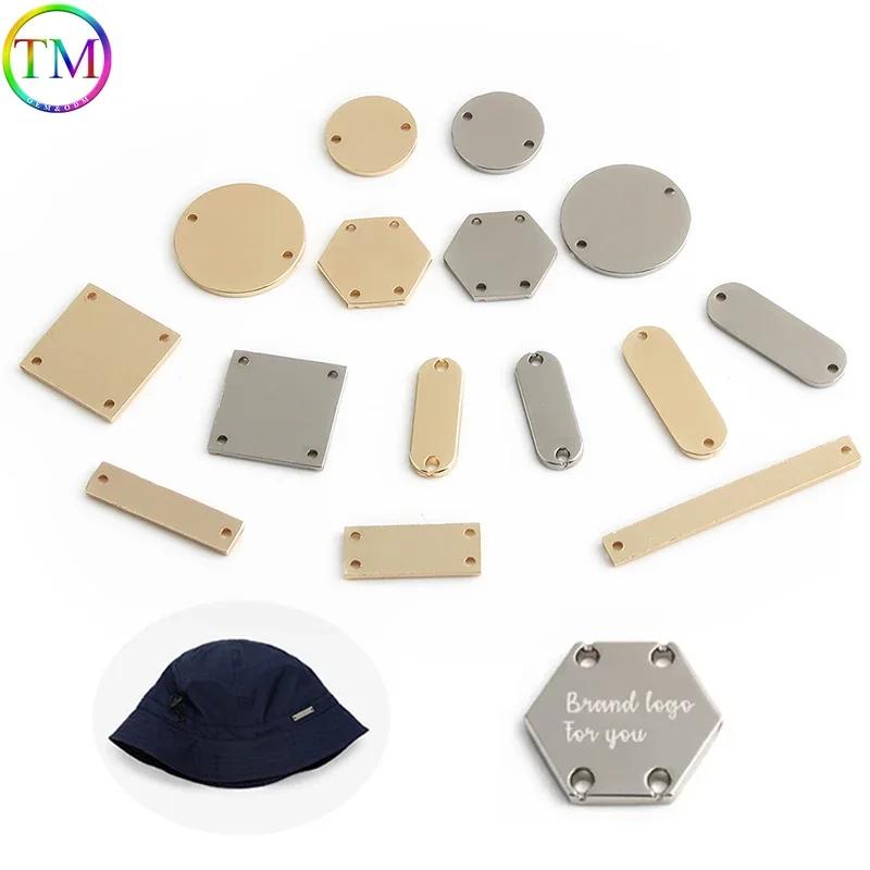 

10-100 шт. квадратная круглая металлическая бирка с 2 отверстиями, лазерные швейные этикетки с логотипом для домашних животных, сумки, ожерелье для одежды, индивидуальное имя бренда